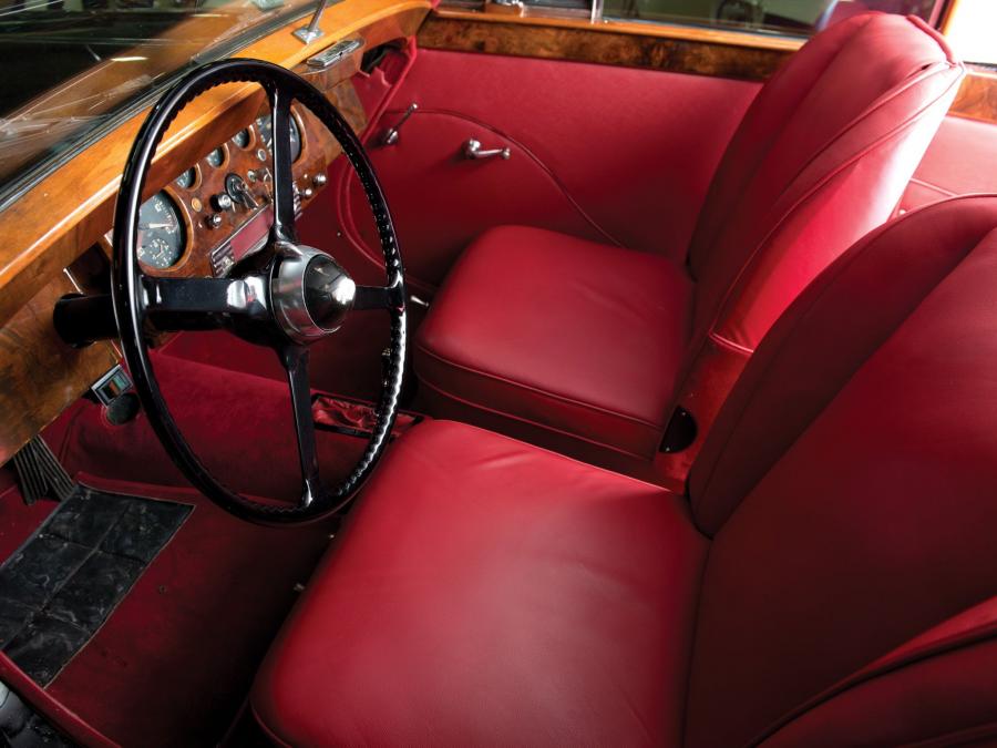  Jaguar Mark V Drophead Coupe 1948 года  (фото 17 из 19)